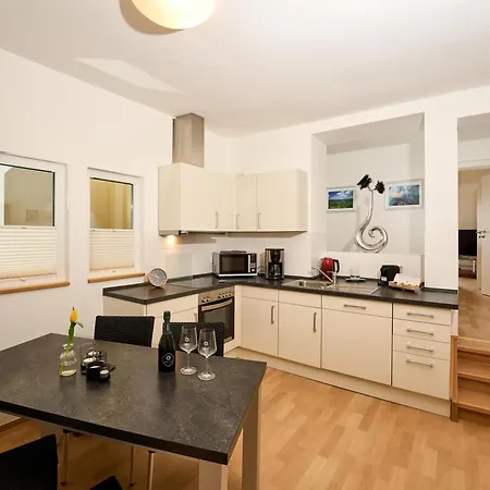 Apartment Landkueche - *